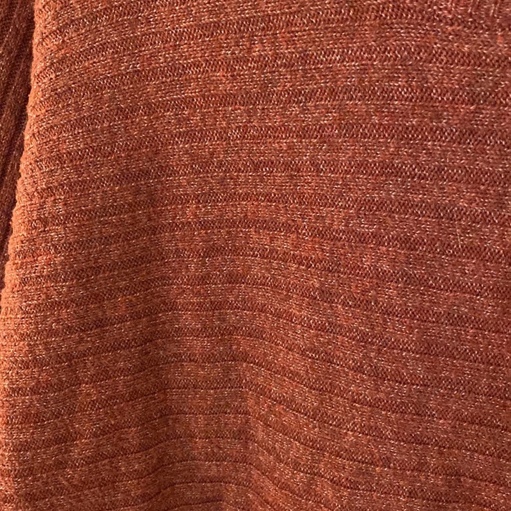 Large sweater - Picture 2 of 3